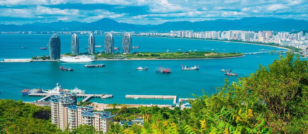 习近平听取海南自由贸易港建设工作汇报